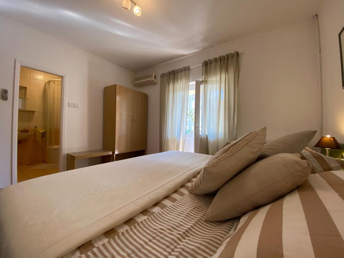 Rooms Josip Makarska Buitenkant foto