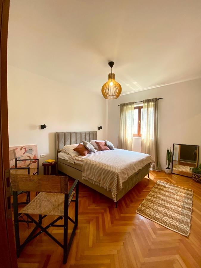 Rooms Josip Makarska Buitenkant foto